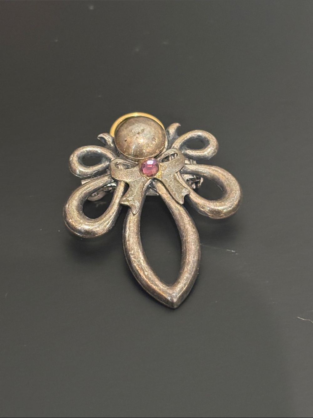 Vintage-Inspired Silver Bow Floral Pin with Pink Stone